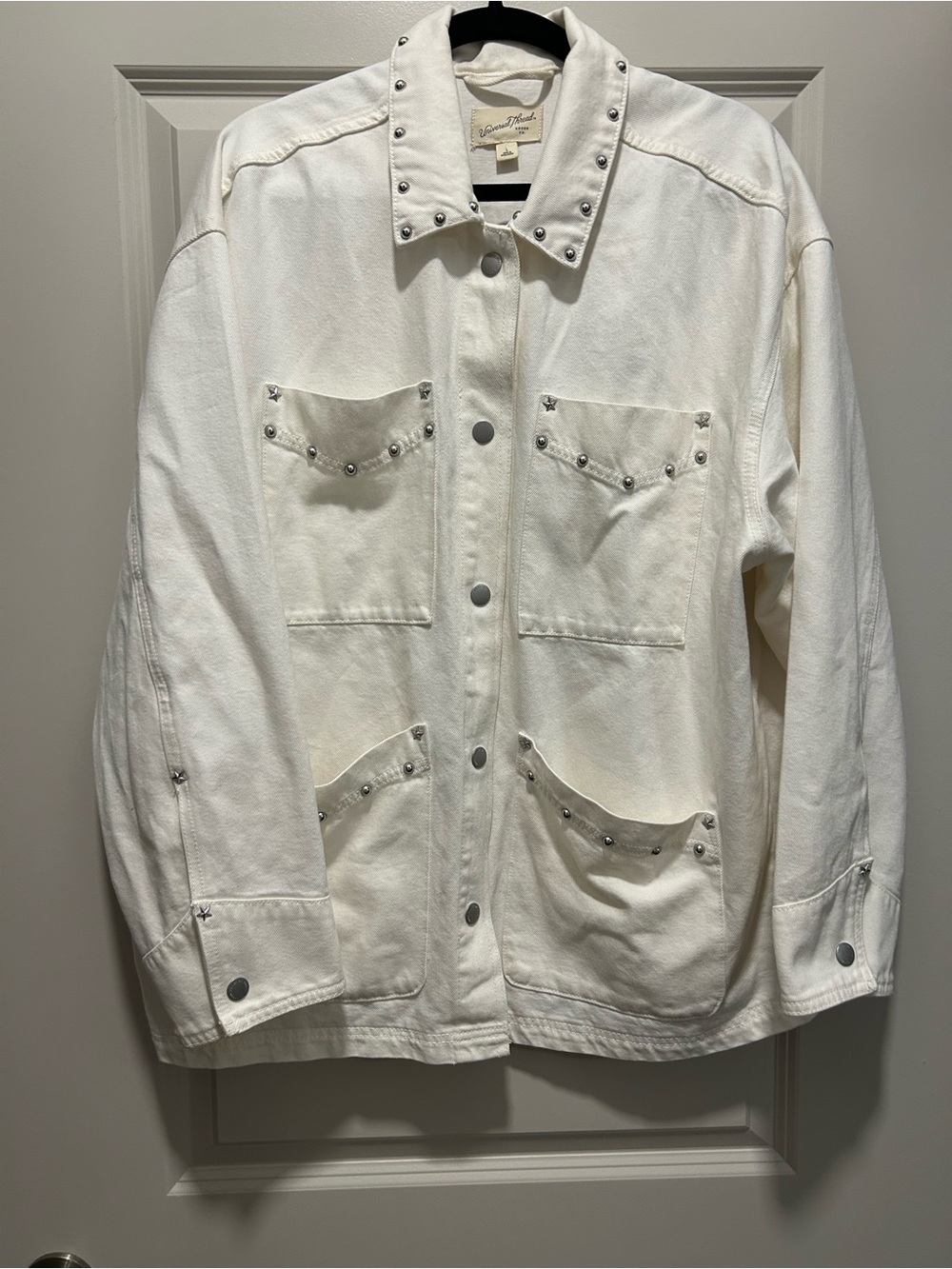 Universal Thread White Stud-Detail Denim Jacket